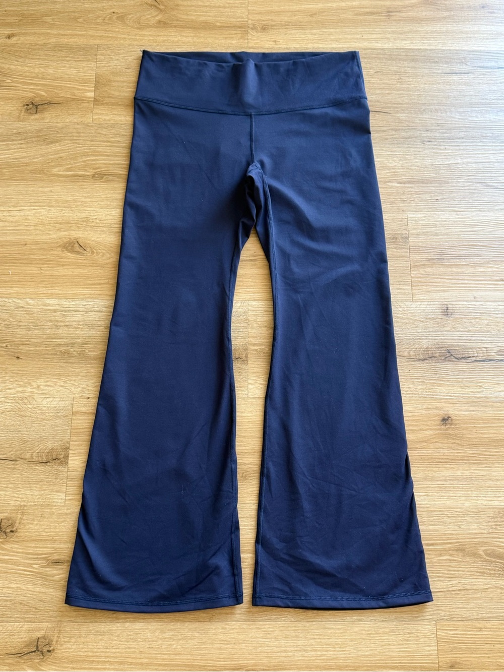 Fabletics Define Powerhold Navy Flared Leggings- XXL/1X